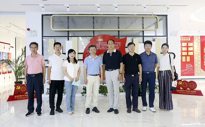 九三学社辽宁省委调研组到利澳国际注册科技参观调研